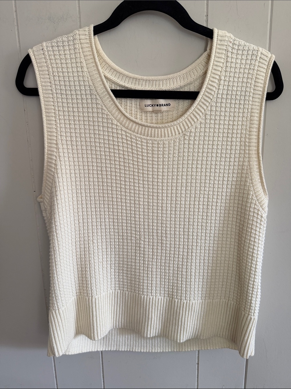 Lucky Brand Cream Waffle Knit Sweater Vest Medium Coastal Old Money Minimalist